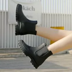 Bottes De Pluie Pour Femmes Hsttgsr, Bottines De Cheville Pour Adultes élastiques Confortables, Bottes De Chelsea à Talons Mi-fashion, Plate-forme étanche Non Glissante à Crampons 15 Bottes De Pluie Pour Femmes Hsttgsr, Bottines De Cheville Pour Adultes élastiques Confortables, Bottes De Chelsea à Talons Mi-fashion, Plate-forme étanche Non Glissante à Crampons -Des chaussures d'hiver Soldes Magasin 71O12qkj47L. AC UL1500