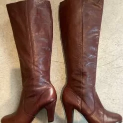Bottes à Talons En Cuir Bordeaux- 37 -Des chaussures d'hiver Soldes Magasin 7c7ab52d cb84 4272 971a 6914fd532c21