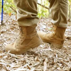 Bottes Militaires Pour Hommes HANAGAL Bottes Militaires Tactiques De Combat Militaire Léger Pour Hommes Bottes De Travail De Randonnée Dans La Jungle Taille 9 Coyote -Des chaussures d'hiver Soldes Magasin 81kbyx1TBaL. AC SL1500