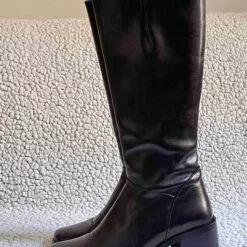 Bottes En Cuir 90's- 36,5 -Des chaussures d'hiver Soldes Magasin 8516155b 63a9 40ac 8af3 42c00e6bdffd