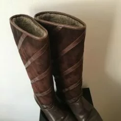 Bottes Fourrées En Daim Et Cuir- 39 11 Bottes Fourrées En Daim Et Cuir- 39 -Des chaussures d'hiver Soldes Magasin Bottes fourrC3A9es en daim et cuir 16