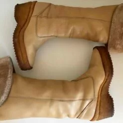 Bottes Compensées En Cuir- 37,5 / 38 -Des chaussures d'hiver Soldes Magasin f78df25a d09d 4409 afe6 18830a50bb8c